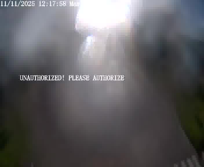 Webcam installée le long de D1 (France) à Ennery, pointée vers Metz, utile pour suivre précisément les conditions de trafic.