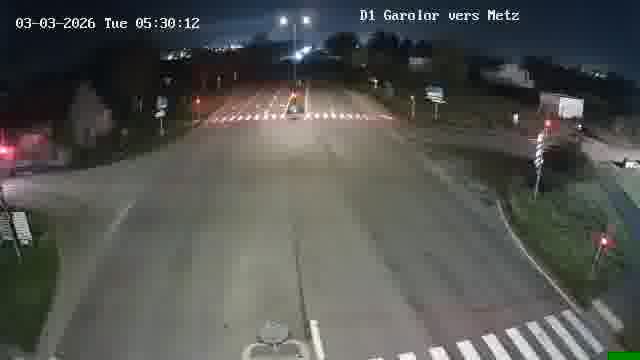 Webcam installée le long de D1 (France) à Ennery, pointée vers Metz, utile pour suivre précisément les conditions de trafic.