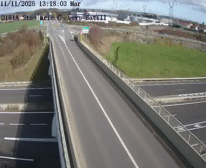 <h2>Dispositif d’observation sur D181a (France) à Sainte Marie aux Chênes, en direction de Batilly, offrant une visualisation fiable des conditions de circulation.</h2>