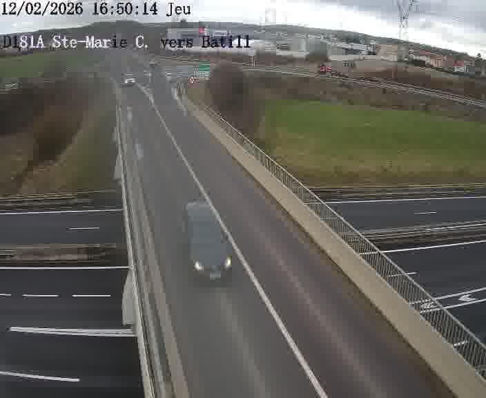 <h2>Dispositif d’observation sur D181a (France) à Sainte Marie aux Chênes, en direction de Batilly, offrant une visualisation fiable des conditions de circulation.</h2>
