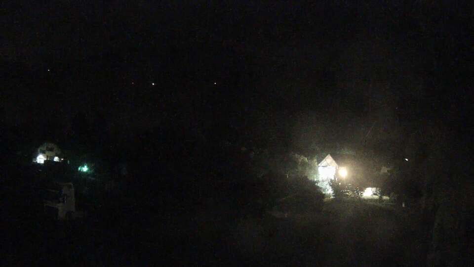 <h2>Webcam au niveau de la mairie du village du Bourg d'Oisans, aux pieds de l'Alpe d'Huez et aux portes du parc des Écrins</h2>