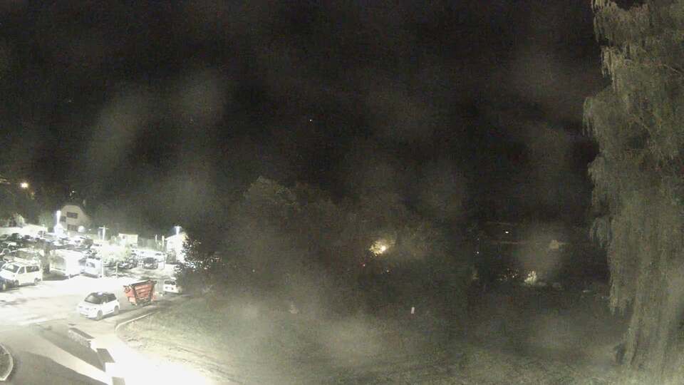 <h2>Webcam au niveau de la mairie du village du Bourg d'Oisans, aux pieds de l'Alpe d'Huez et aux portes du parc des Écrins</h2>