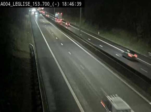 Webcam autoroute A4 (E411-E25) à Léglise, avant la jonction avec la N40. Vue orientée vers Bruxelles