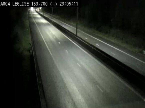 <h2>Webcam autoroute A4 (E411-E25) à Léglise, avant la jonction avec la N40. Vue orientée vers Bruxelles</h2>