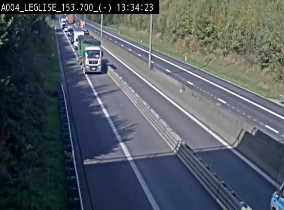 <h2>Webcam autoroute A4 (E411-E25) à Léglise, avant la jonction avec la N40. Vue orientée vers Bruxelles</h2>
