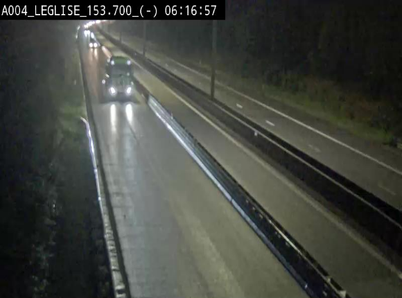 <h2>Webcam autoroute A4 (E411-E25) à Léglise, avant la jonction avec la N40. Vue orientée vers Bruxelles</h2>