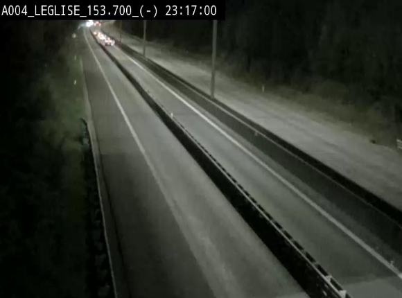 <h2>Webcam autoroute A4 (E411-E25) à Léglise, avant la jonction avec la N40. Vue orientée vers Bruxelles</h2>