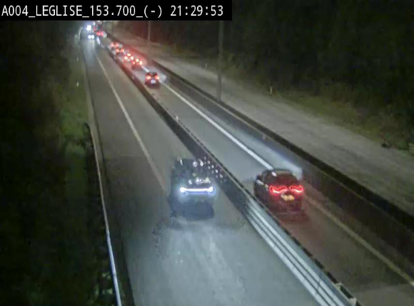 <h2>Webcam autoroute A4 (E411-E25) à Léglise, avant la jonction avec la N40. Vue orientée vers Bruxelles</h2>