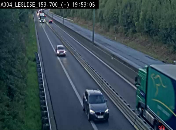 <h2>Webcam autoroute A4 (E411-E25) à Léglise, avant la jonction avec la N40. Vue orientée vers Bruxelles</h2>