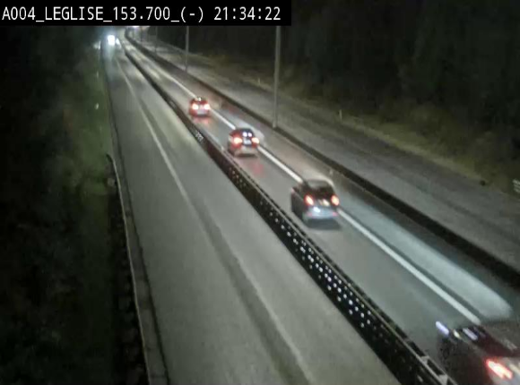 <h2>Webcam autoroute A4 (E411-E25) à Léglise, avant la jonction avec la N40. Vue orientée vers Bruxelles</h2>