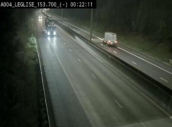 <h2>Webcam autoroute A4 (E411-E25) à Léglise, avant la jonction avec la N40. Vue orientée vers Bruxelles</h2>