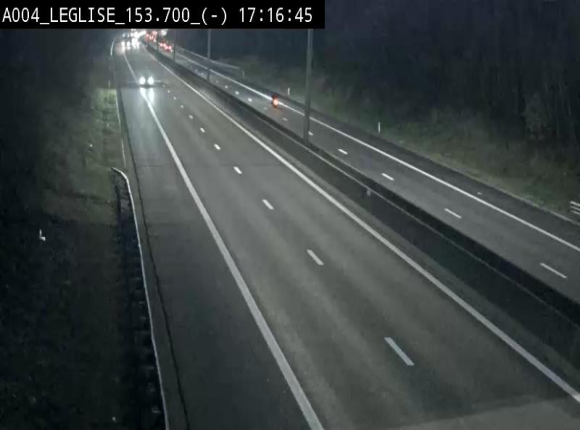 <h2>Webcam autoroute A4 (E411-E25) à Léglise, avant la jonction avec la N40. Vue orientée vers Bruxelles</h2>
