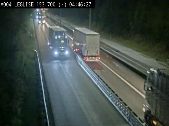Webcam autoroute A4 (E411-E25) à Léglise, avant la jonction avec la N40. Vue orientée vers Bruxelles