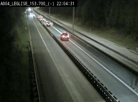 <h2>Webcam autoroute A4 (E411-E25) à Léglise, avant la jonction avec la N40. Vue orientée vers Bruxelles</h2>