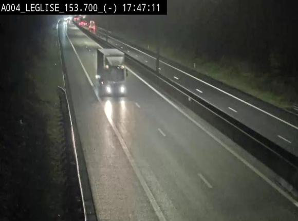 <h2>Webcam autoroute A4 (E411-E25) à Léglise, avant la jonction avec la N40. Vue orientée vers Bruxelles</h2>