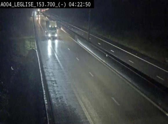 <h2>Webcam autoroute A4 (E411-E25) à Léglise, avant la jonction avec la N40. Vue orientée vers Bruxelles</h2>