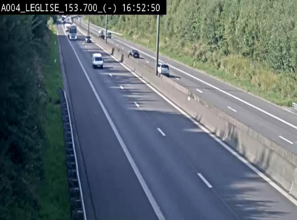 <h2>Webcam autoroute A4 (E411-E25) à Léglise, avant la jonction avec la N40. Vue orientée vers Bruxelles</h2>