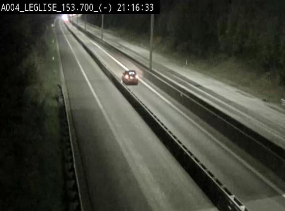 <h2>Webcam autoroute A4 (E411-E25) à Léglise, avant la jonction avec la N40. Vue orientée vers Bruxelles</h2>
