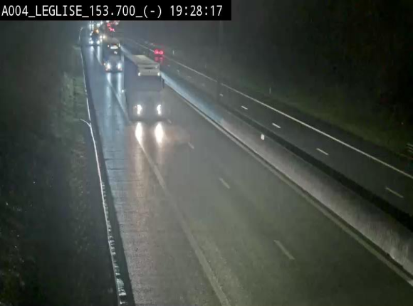 <h2>Webcam autoroute A4 (E411-E25) à Léglise, avant la jonction avec la N40. Vue orientée vers Bruxelles</h2>