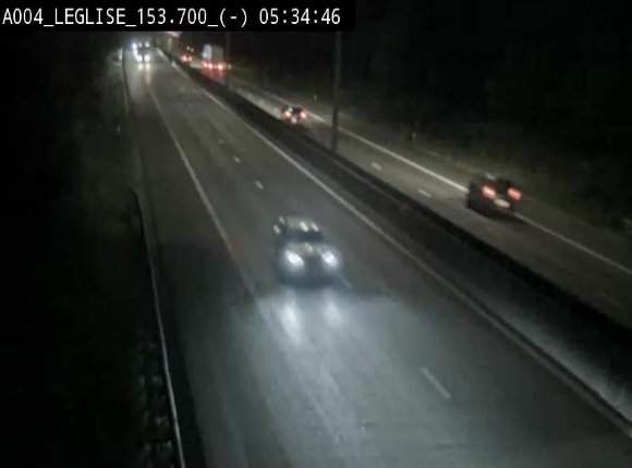 <h2>Webcam autoroute A4 (E411-E25) à Léglise, avant la jonction avec la N40. Vue orientée vers Bruxelles</h2>