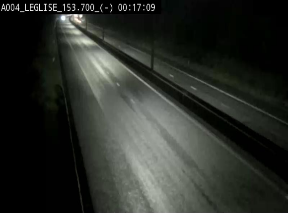<h2>Webcam autoroute A4 (E411-E25) à Léglise, avant la jonction avec la N40. Vue orientée vers Bruxelles</h2>