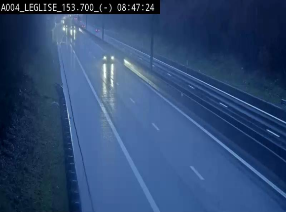 <h2>Webcam autoroute A4 (E411-E25) à Léglise, avant la jonction avec la N40. Vue orientée vers Bruxelles</h2>