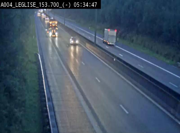 <h2>Webcam autoroute A4 (E411-E25) à Léglise, avant la jonction avec la N40. Vue orientée vers Bruxelles</h2>