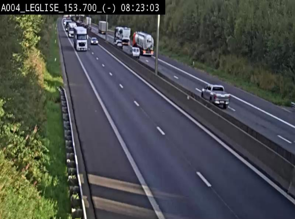 <h2>Webcam autoroute A4 (E411-E25) à Léglise, avant la jonction avec la N40. Vue orientée vers Bruxelles</h2>