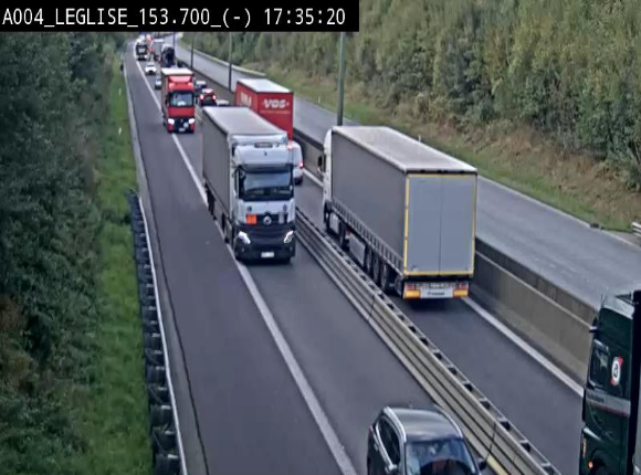 <h2>Webcam autoroute A4 (E411-E25) à Léglise, avant la jonction avec la N40. Vue orientée vers Bruxelles</h2>