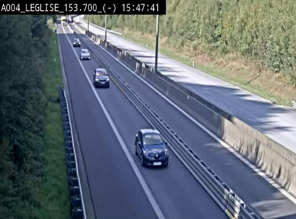 <h2>Webcam autoroute A4 (E411-E25) à Léglise, avant la jonction avec la N40. Vue orientée vers Bruxelles</h2>