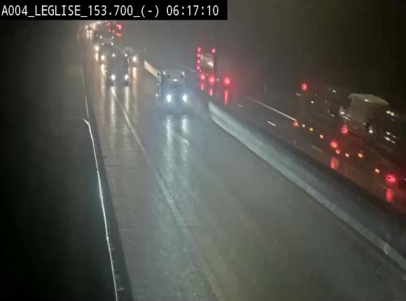 <h2>Webcam autoroute A4 (E411-E25) à Léglise, avant la jonction avec la N40. Vue orientée vers Bruxelles</h2>