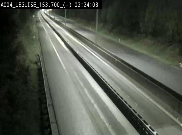 <h2>Webcam autoroute A4 (E411-E25) à Léglise, avant la jonction avec la N40. Vue orientée vers Bruxelles</h2>