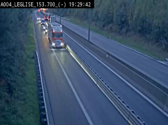 <h2>Webcam autoroute A4 (E411-E25) à Léglise, avant la jonction avec la N40. Vue orientée vers Bruxelles</h2>