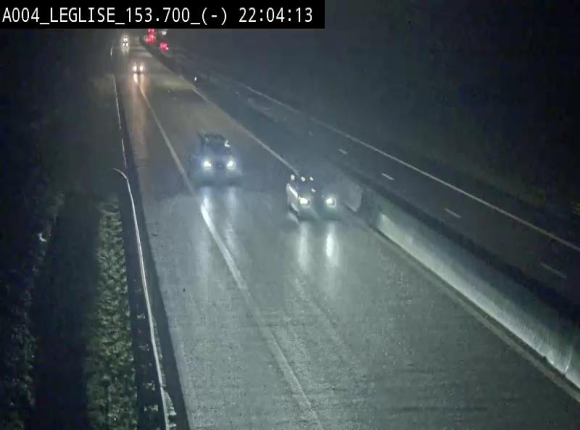 <h2>Webcam autoroute A4 (E411-E25) à Léglise, avant la jonction avec la N40. Vue orientée vers Bruxelles</h2>