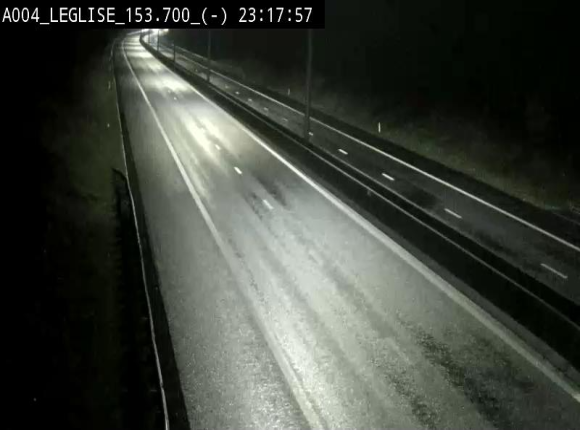 <h2>Webcam autoroute A4 (E411-E25) à Léglise, avant la jonction avec la N40. Vue orientée vers Bruxelles</h2>