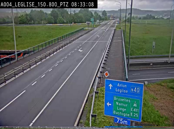 Webcam au-dessus de l'E411 sur la N40. Vue orientée vers Léglise en provenance de Neufchâteau