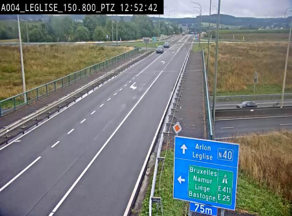 <h2>Webcam au-dessus de l'E411 sur la N40. Vue orientée vers Léglise en provenance de Neufchâteau</h2>