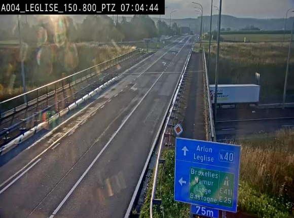 Webcam au-dessus de l'E411 sur la N40. Vue orientée vers Léglise en provenance de Neufchâteau