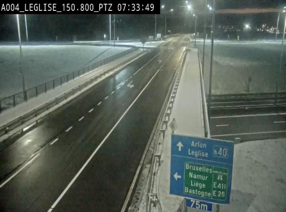 <h2>Webcam au-dessus de l'E411 sur la N40. Vue orientée vers Léglise en provenance de Neufchâteau</h2>