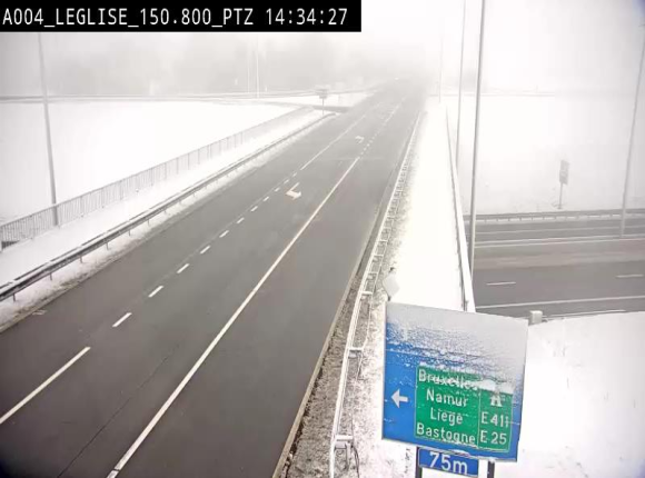 <h2>Webcam au-dessus de l'E411 sur la N40. Vue orientée vers Léglise en provenance de Neufchâteau</h2>