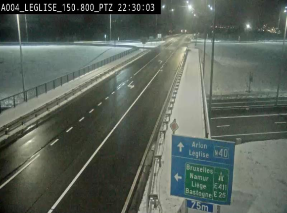 <h2>Webcam au-dessus de l'E411 sur la N40. Vue orientée vers Léglise en provenance de Neufchâteau</h2>