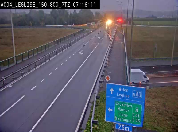 Webcam au-dessus de l'E411 sur la N40. Vue orientée vers Léglise en provenance de Neufchâteau