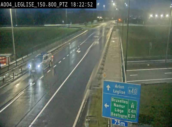 Webcam au-dessus de l'E411 sur la N40. Vue orientée vers Léglise en provenance de Neufchâteau