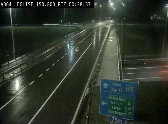 <h2>Webcam au-dessus de l'E411 sur la N40. Vue orientée vers Léglise en provenance de Neufchâteau</h2>