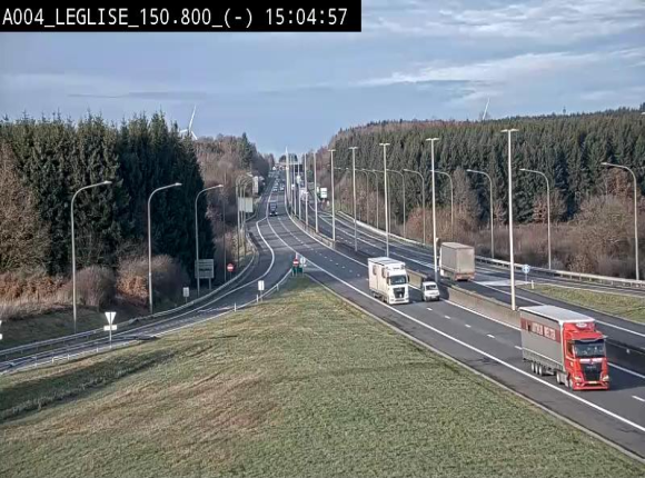 Webcam E411 dans la Côte de Léglise. Vue orientée vers Bruxelles