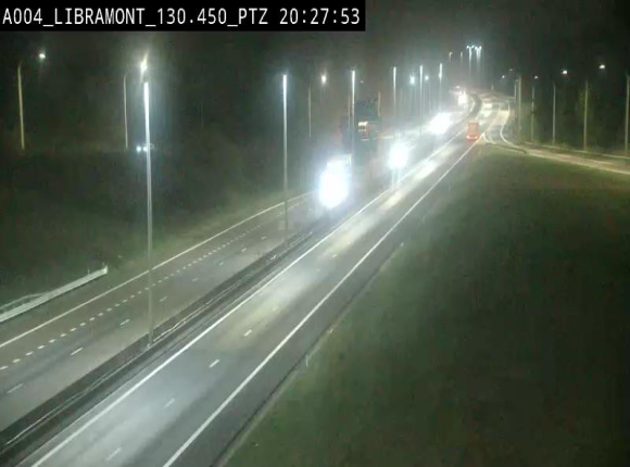Webcam E411 à hauteur de la sortie 25 de Libramont menant vers Bouillon, Sedan et Reims via la N89. Vue orientée vers Bruxelles