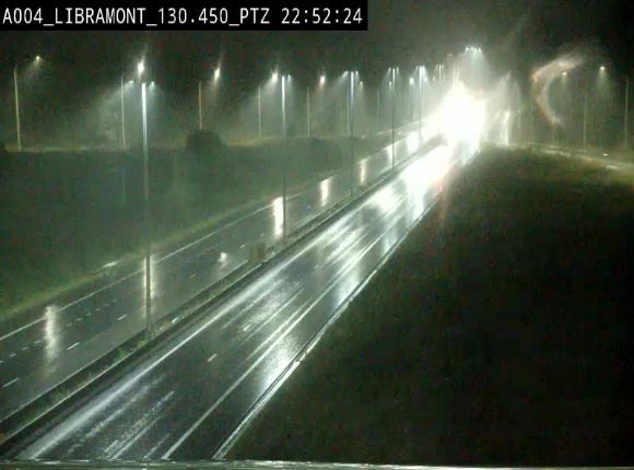 <h2>Webcam E411 à hauteur de la sortie 25 de Libramont menant vers Bouillon, Sedan et Reims via la N89. Vue orientée vers Bruxelles</h2>