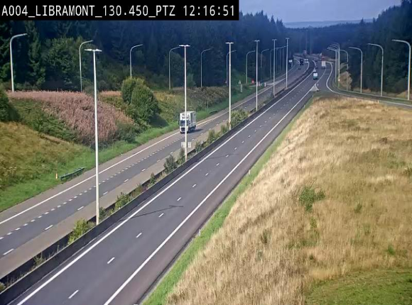 <h2>Webcam E411 à hauteur de la sortie 25 de Libramont menant vers Bouillon, Sedan et Reims via la N89. Vue orientée vers Bruxelles</h2>