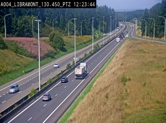 <h2>Webcam E411 à hauteur de la sortie 25 de Libramont menant vers Bouillon, Sedan et Reims via la N89. Vue orientée vers Bruxelles</h2>