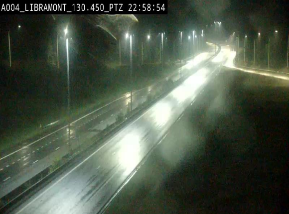 <h2>Webcam E411 à hauteur de la sortie 25 de Libramont menant vers Bouillon, Sedan et Reims via la N89. Vue orientée vers Bruxelles</h2>
